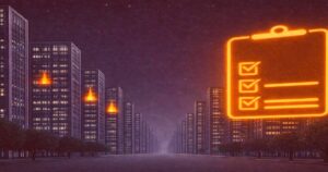 夜の高層住宅街で発生する火災リスクとチェックリストをイメージしたイラスト